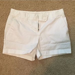 vineyard vines white shorts size 0